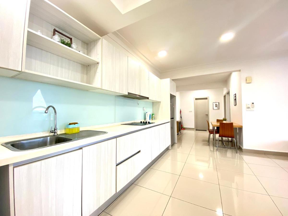 Solstice Cyberjaya By Easy Property Exterior photo