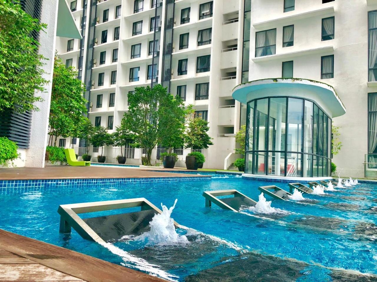 Solstice Cyberjaya By Easy Property Exterior photo