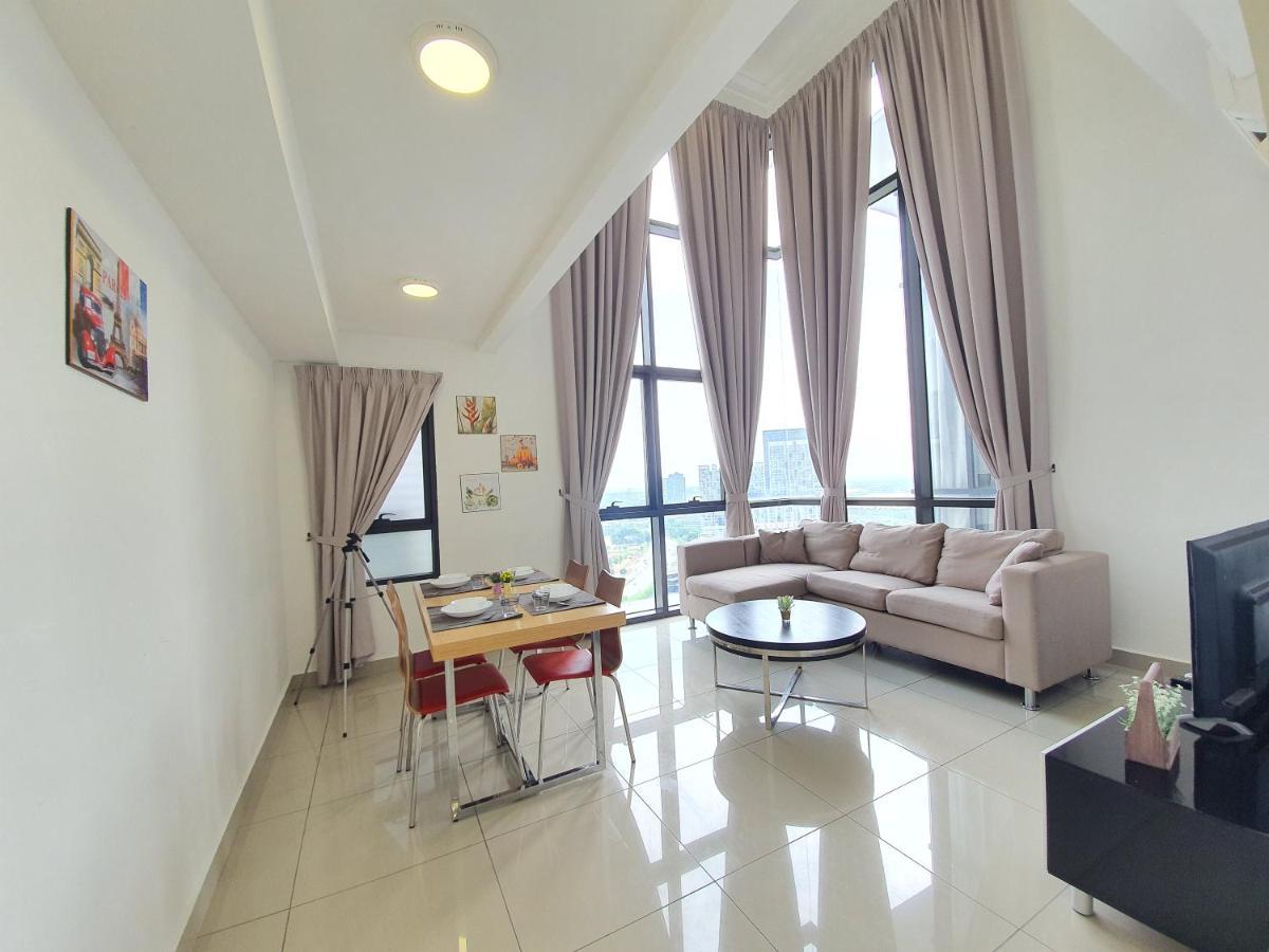 Solstice Cyberjaya By Easy Property Exterior photo